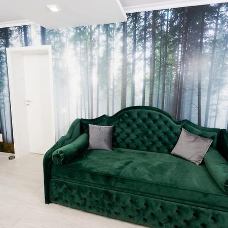 Apartament Carolyne Bistriţa Exteriör bild